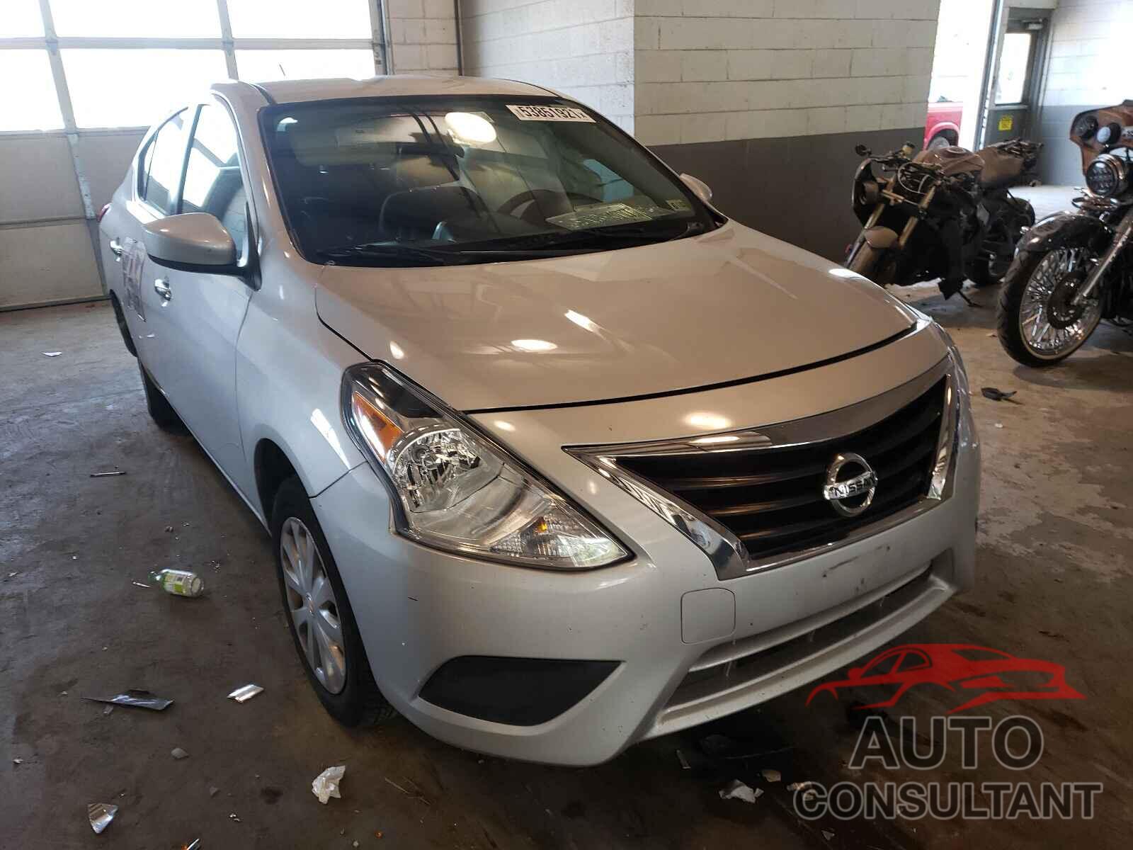 NISSAN VERSA 2017 - 3N1CN7AP0HK453237