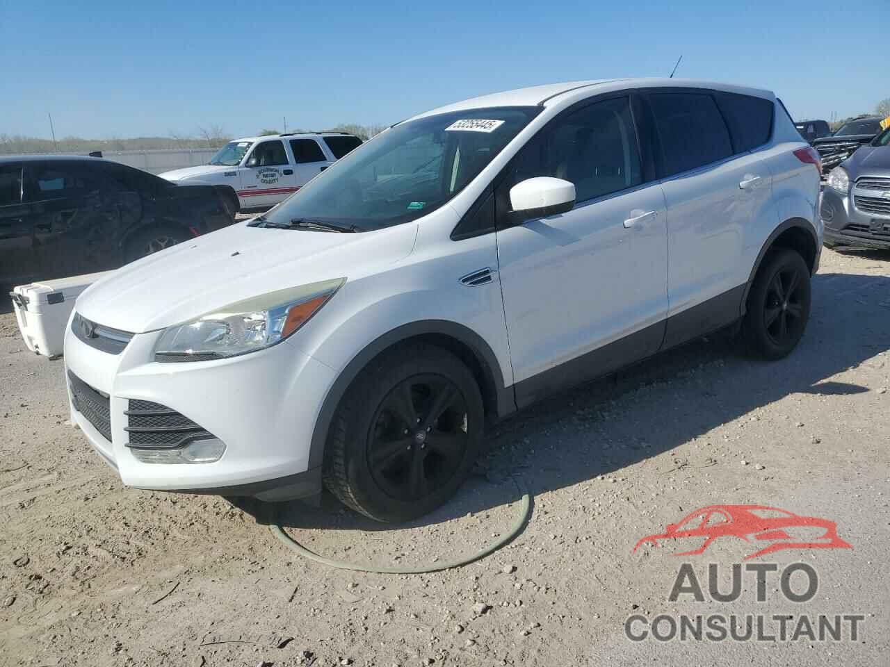 FORD ESCAPE 2015 - 1FMCU0GX1FUA17164