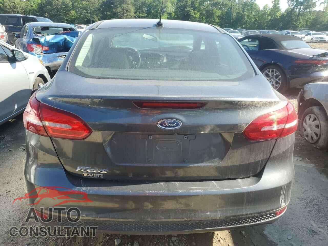 FORD FOCUS 2017 - 1FADP3E21HL256849