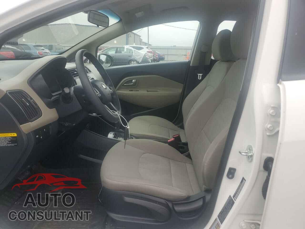 KIA RIO 2017 - KNADM4A34H6012986