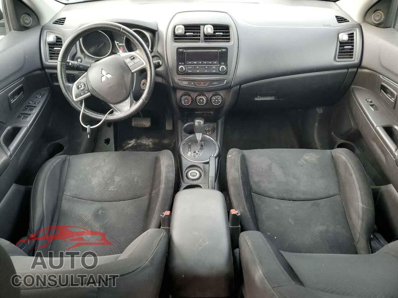 MITSUBISHI OUTLANDER 2015 - 4A4AR3AU4FE020057