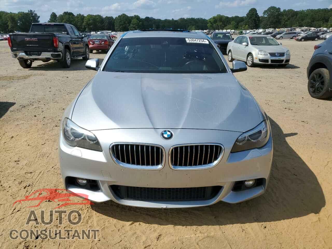 BMW 5 SERIES 2016 - WBA5B3C52GG257443