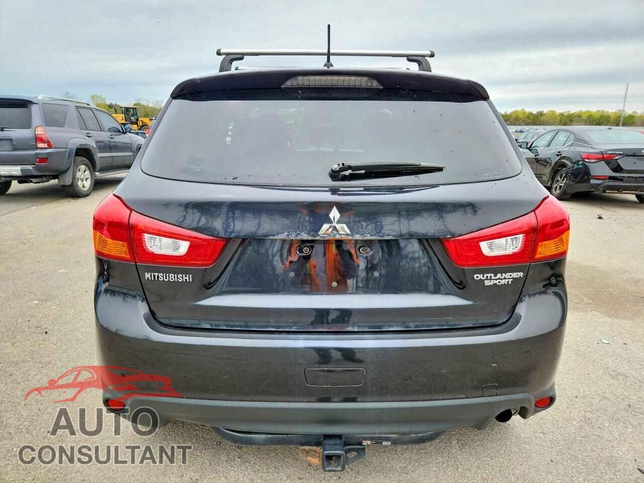 MITSUBISHI OUTLANDER 2014 - 4A4AR3AUXEE021549