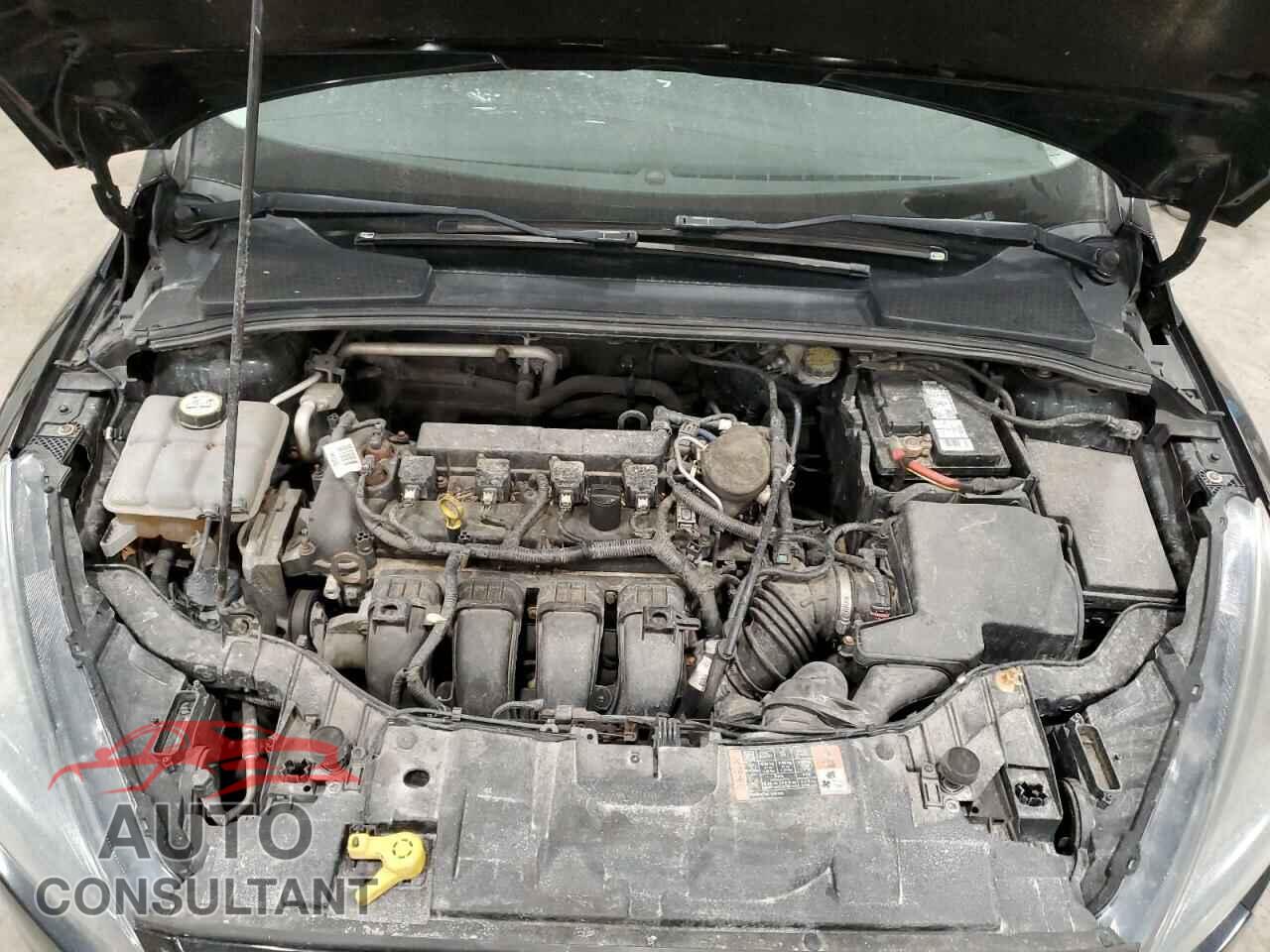 FORD FOCUS 2015 - 1FADP3F21FL285263