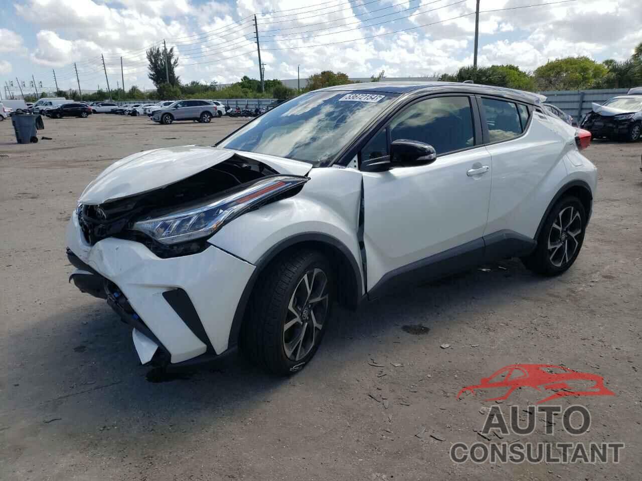 TOYOTA C-HR 2020 - JTNKHMBX9L1089077