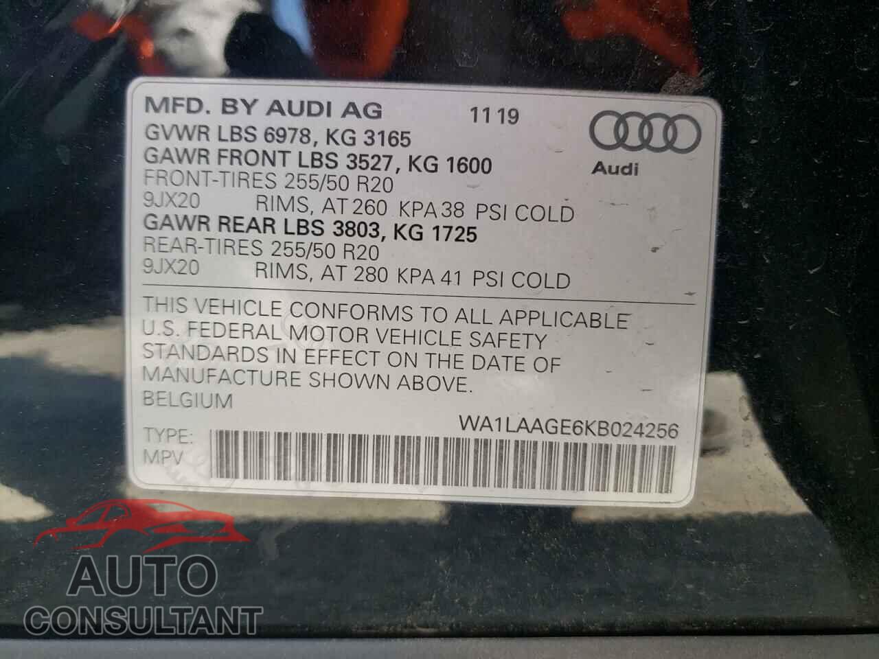 AUDI E-TRON 2019 - WA1LAAGE6KB024256