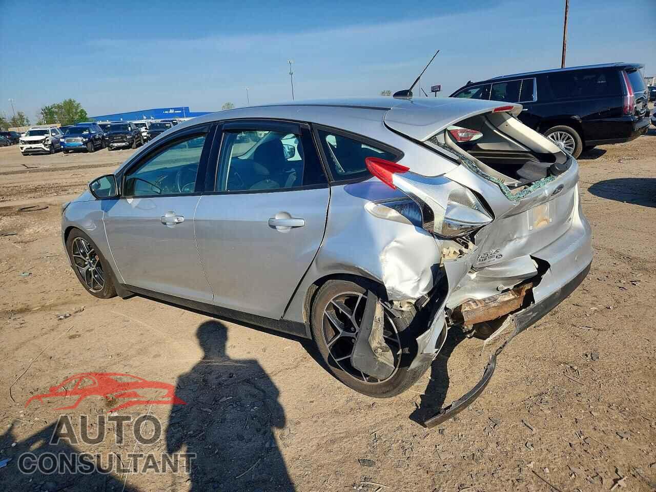 FORD FOCUS 2017 - 1FADP3M24HL210109