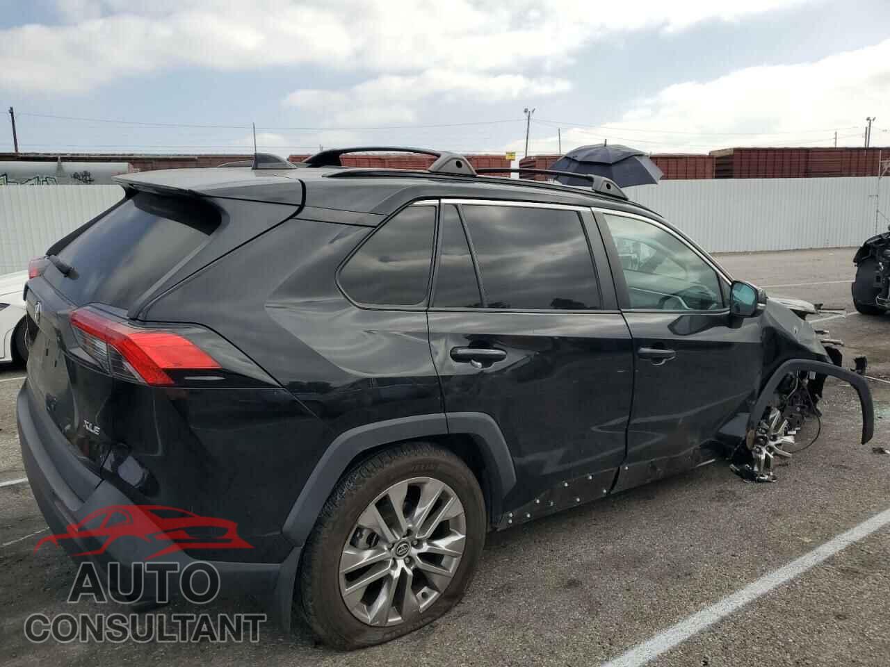 TOYOTA RAV4 2021 - 2T3C1RFV3MC089535