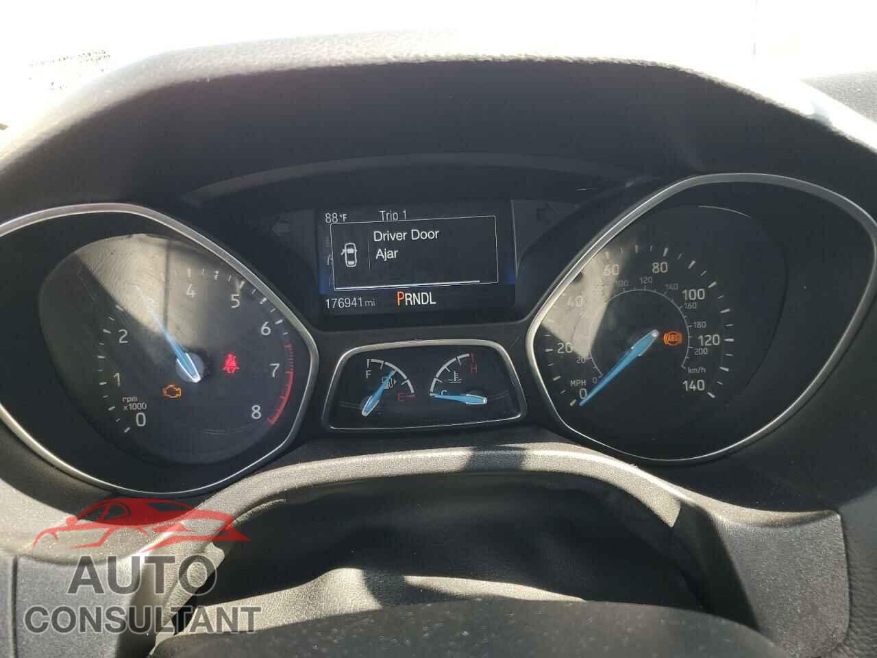 FORD FOCUS 2016 - 1FADP3K28GL338712
