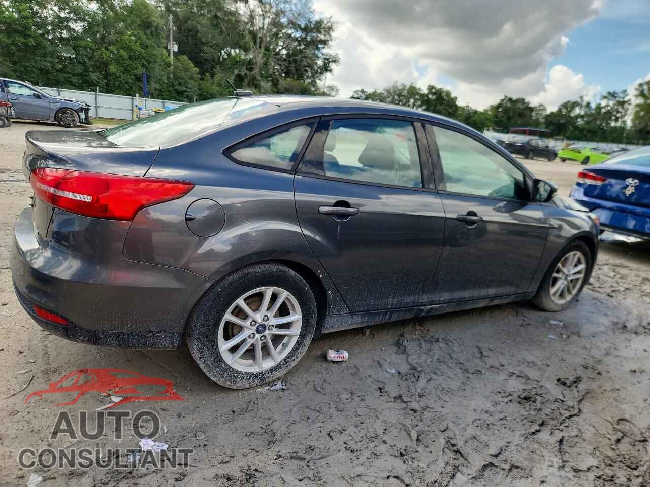 FORD FOCUS 2017 - 1FADP3F21HL329202