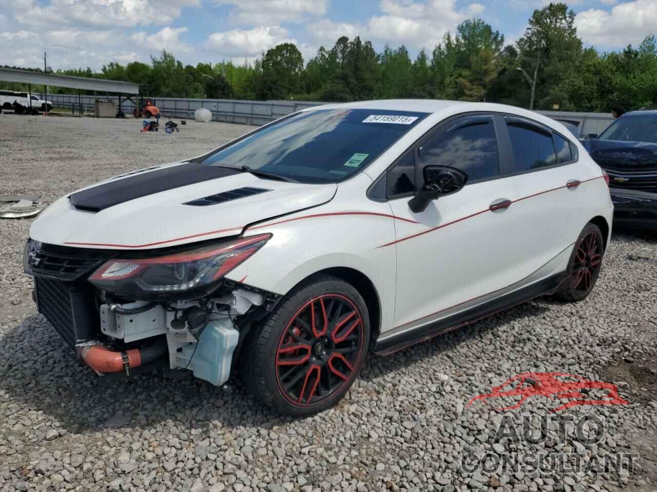 CHEVROLET CRUZE 2018 - 3G1BE6SM9JS581630