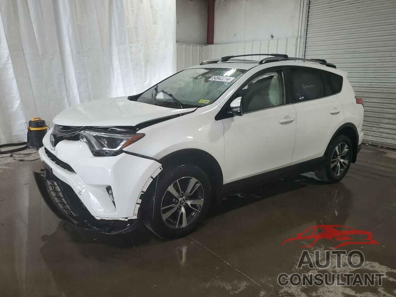 TOYOTA RAV4 2018 - JTMRFREV3JJ192198