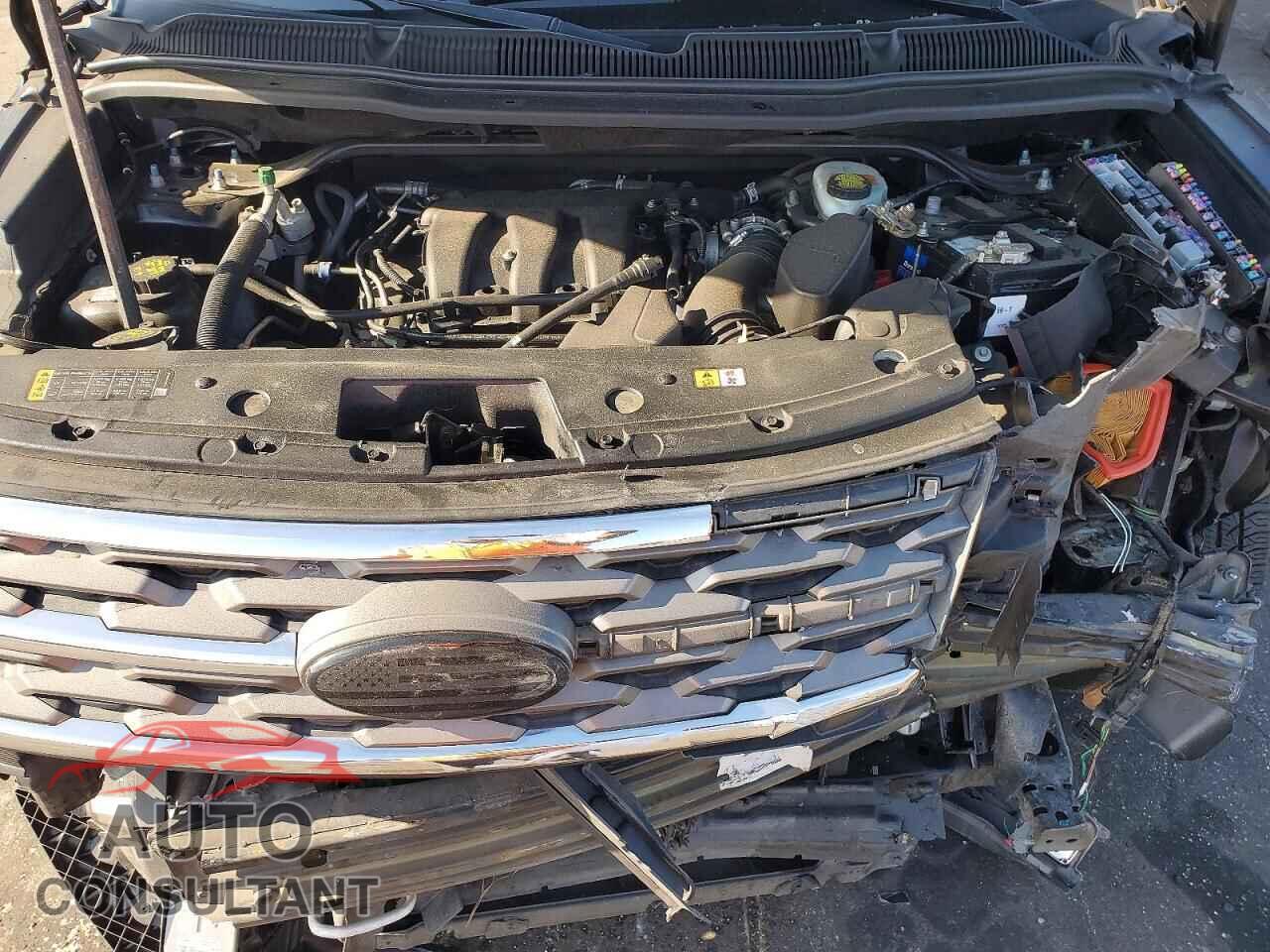 FORD EXPLORER 2018 - 1FM5K7B87JGB75314