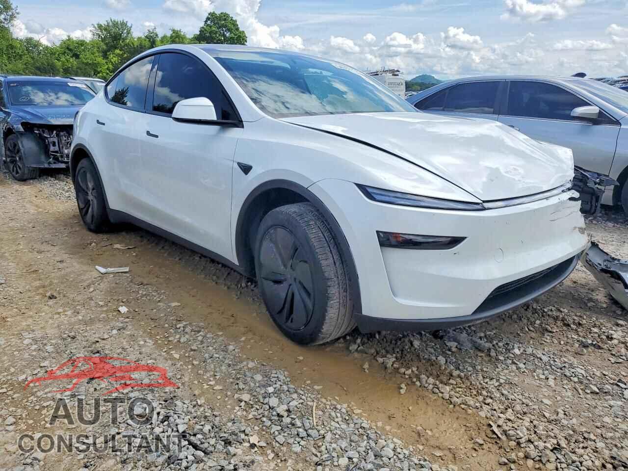 TESLA MODEL Y 2026 - 7SAYGDEEXTA593155