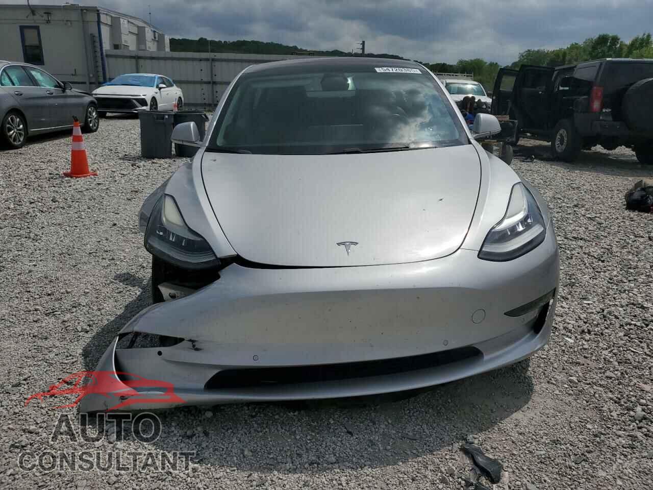 TESLA MODEL 3 2018 - 5YJ3E1EA2JF015317