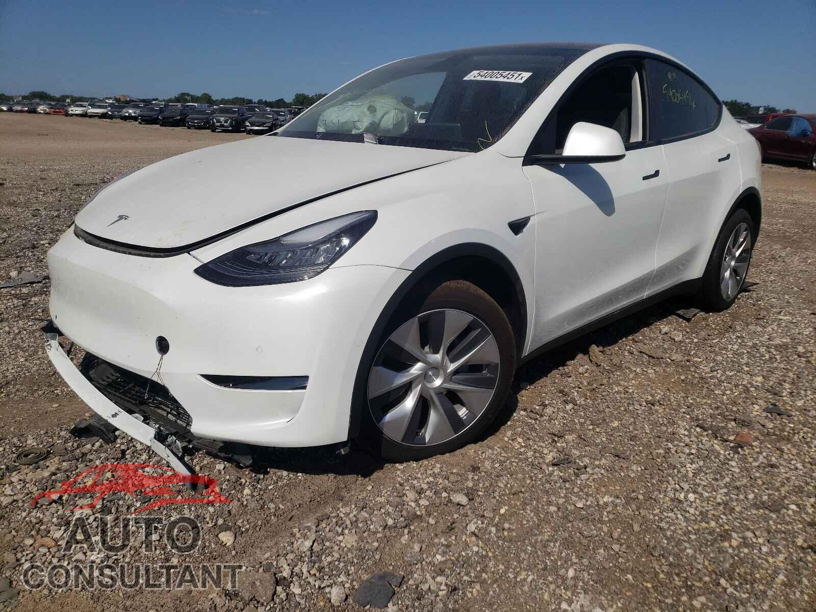 TESLA MODEL Y 2021 - 5YJYGDEEXMF075340