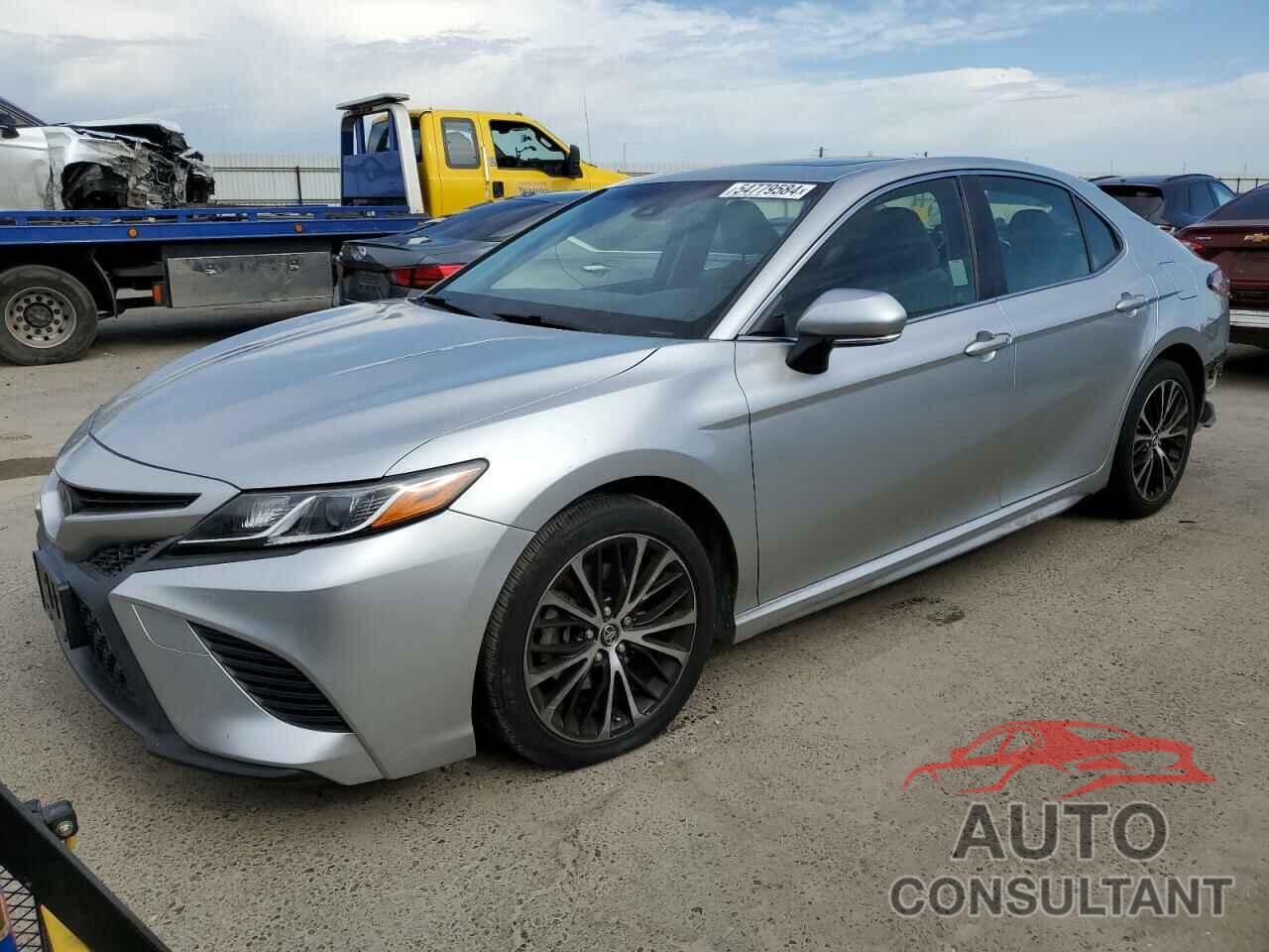 TOYOTA CAMRY 2018 - JTNB11HK1J3015880