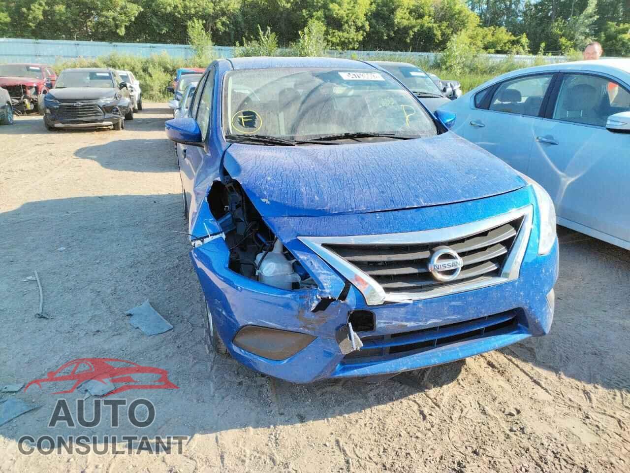 NISSAN VERSA 2017 - 3N1CN7AP1HL899052
