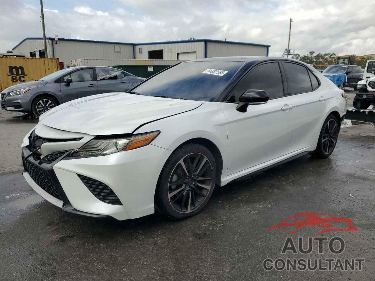 TOYOTA CAMRY 2019 - 4T1B61HK0KU230325