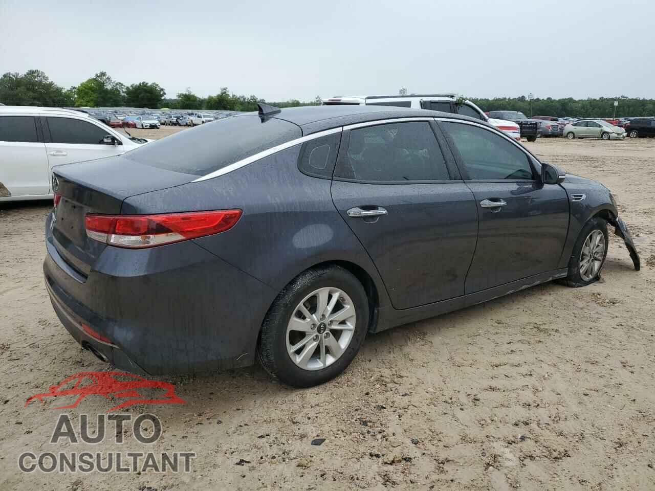 KIA OPTIMA 2018 - KNAGT4L32J5213861
