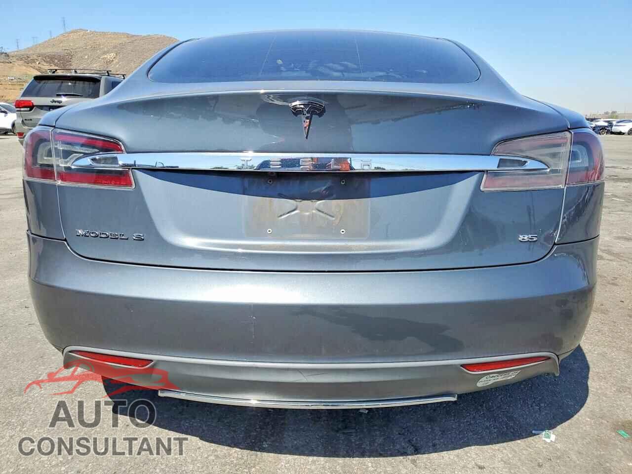 TESLA MODEL S 2012 - 5YJSA1DNXCFP02608
