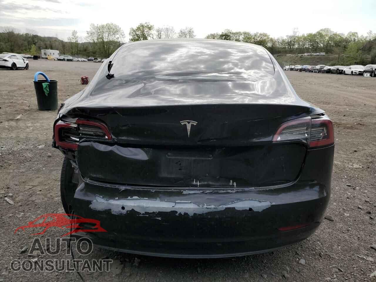 TESLA MODEL 3 2019 - 5YJ3E1EA7KF410711