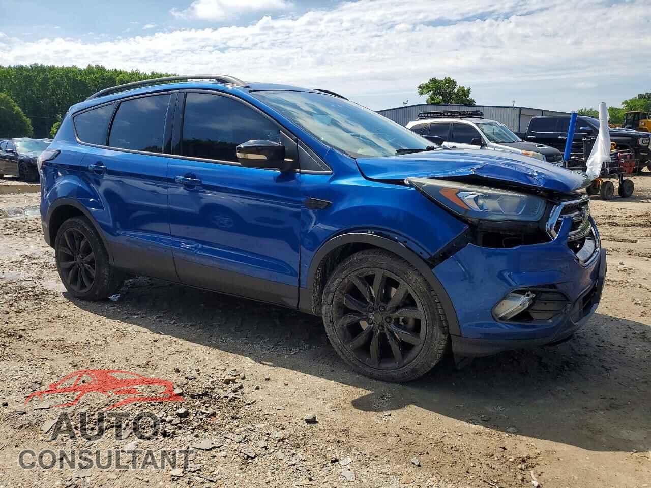FORD UNKNOWN 2017 - 1FMCU9J9XHUC58402