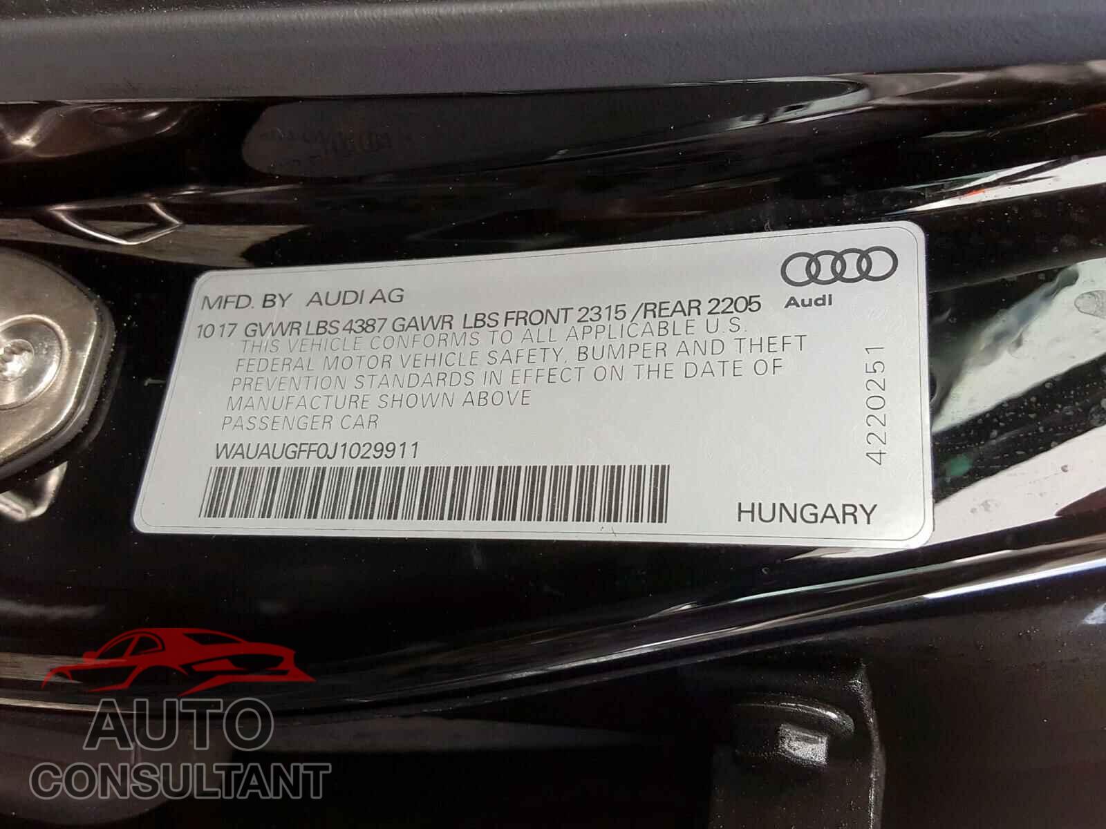 AUDI A3 2018 - WAUAUGFF0J1029911