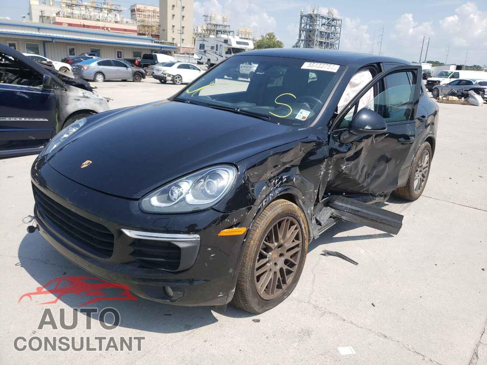 PORSCHE CAYENNE 2017 - WP1AA2A21HKA89735