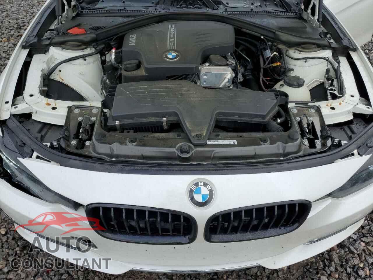 BMW 3 SERIES 2012 - WBA3A5C52CF346077