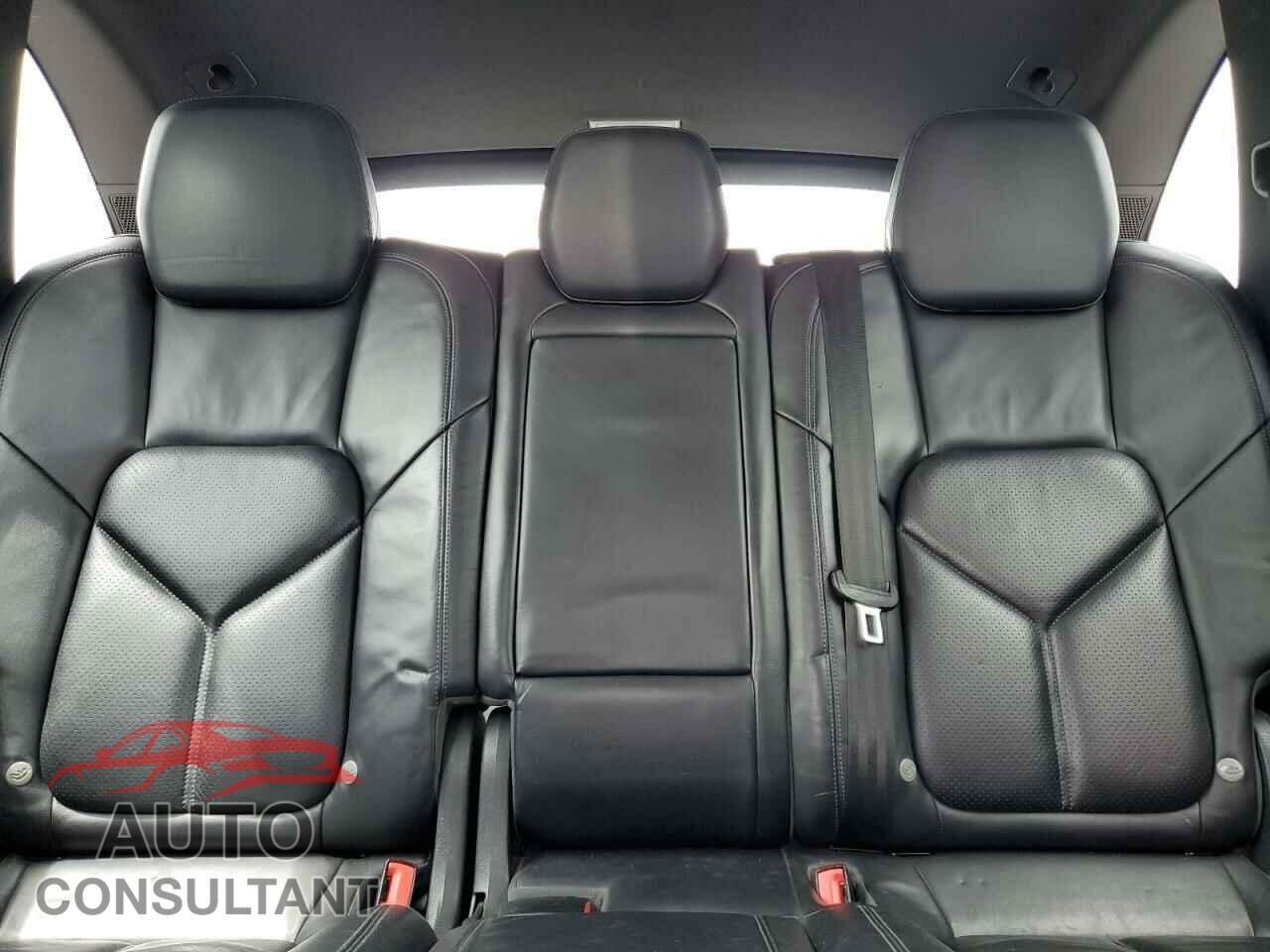 PORSCHE CAYENNE 2011 - WP1AB2A25BLA55960