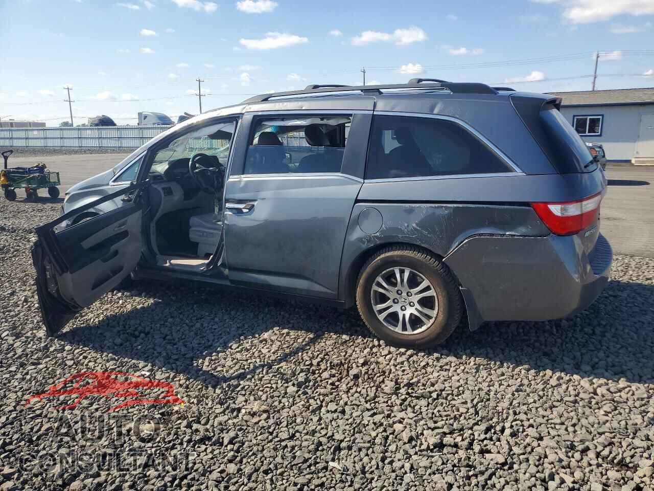 HONDA ODYSSEY 2013 - 5FNRL5H61DB060090
