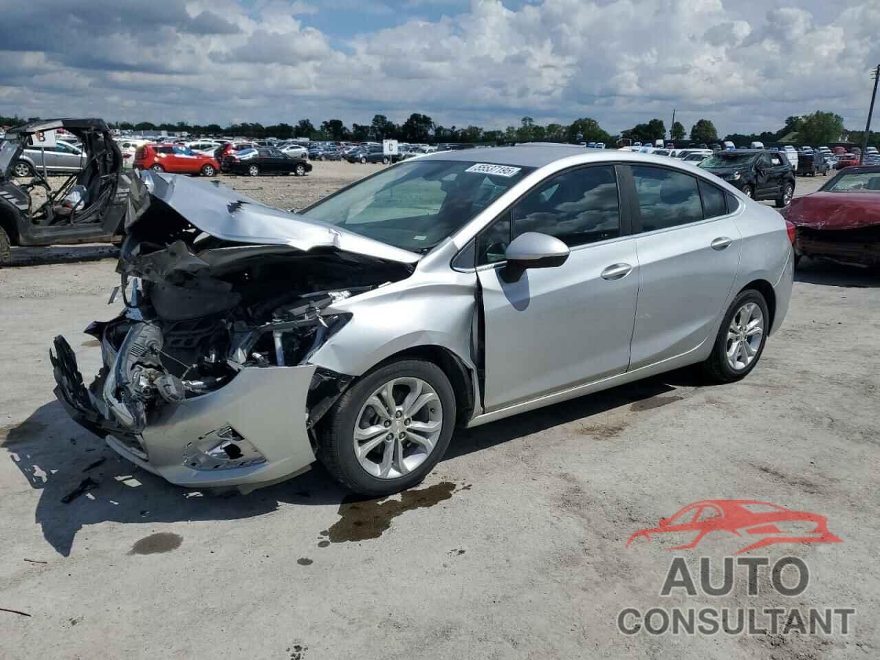 CHEVROLET CRUZE 2019 - 1G1BE5SM2K7117279