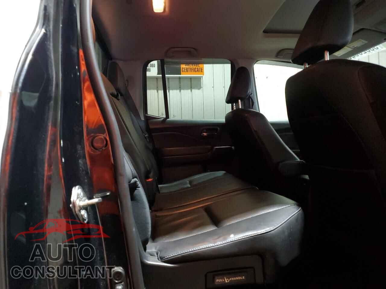 HONDA RIDGELINE 2017 - 5FPYK3F75HB008862