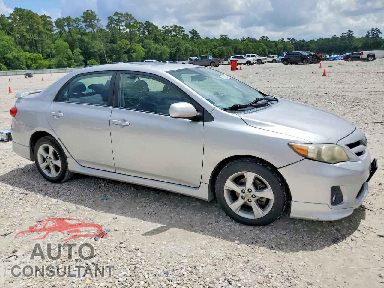 TOYOTA COROLLA 2011 - 2T1BU4EE2BC545618