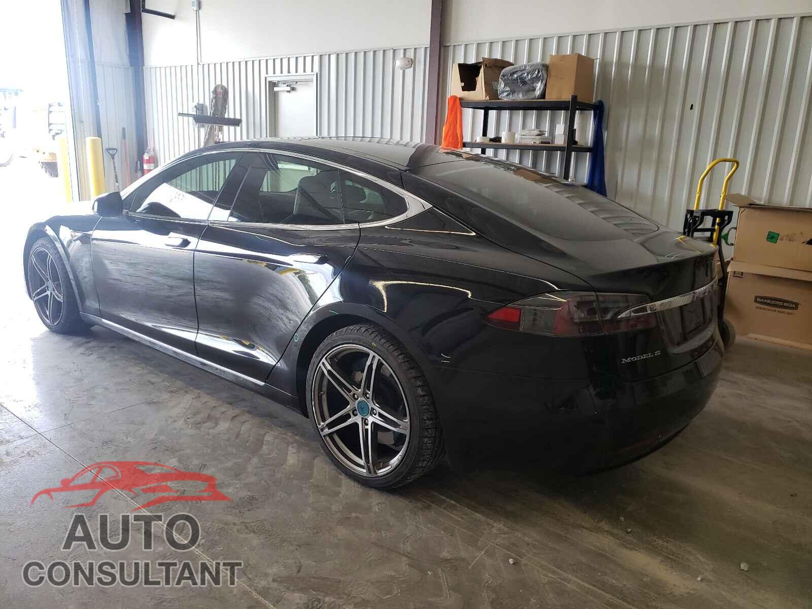 TESLA MODEL S 2016 - 5YJSA1E21GF142763