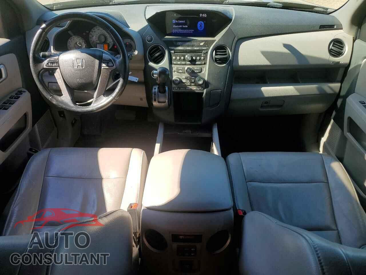 HONDA PILOT 2013 - 5FNYF4H55DB032541