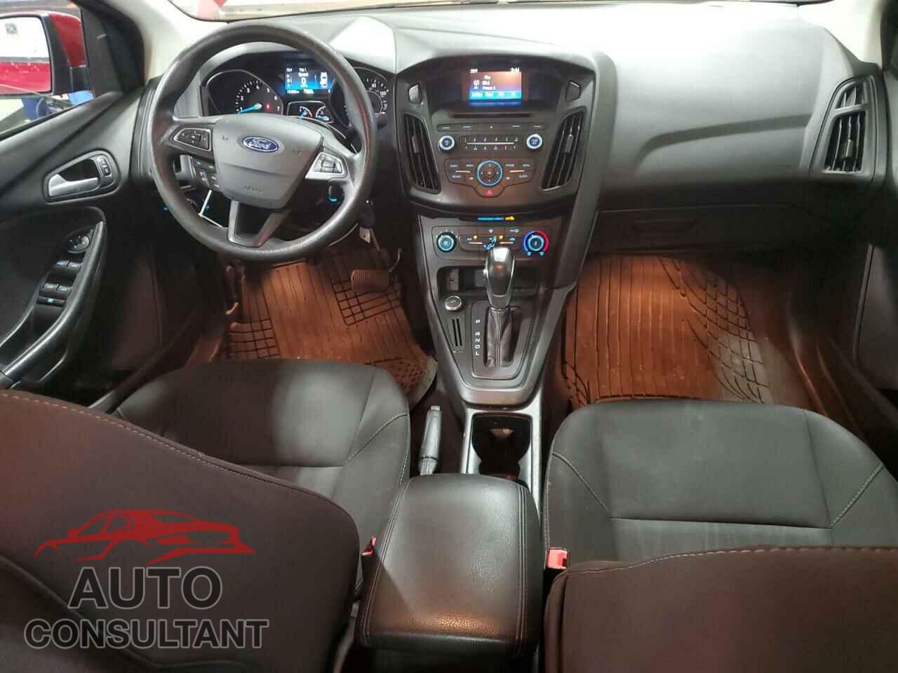 FORD FOCUS 2016 - 1FADP3F22GL399063