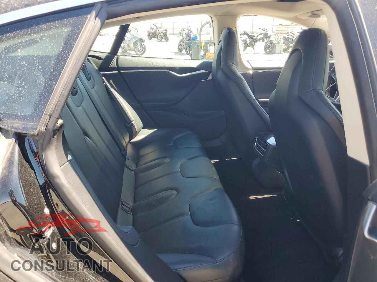 TESLA MODEL S 2014 - 5YJSA1H12EFP35855