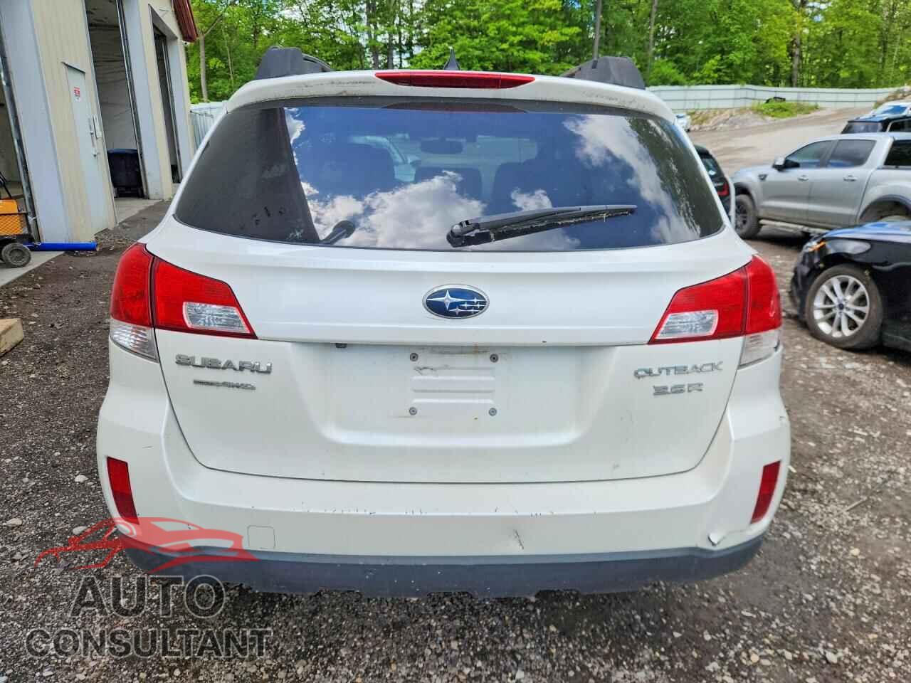 SUBARU OUTBACK 2013 - 4S4BRDPC5D2291963