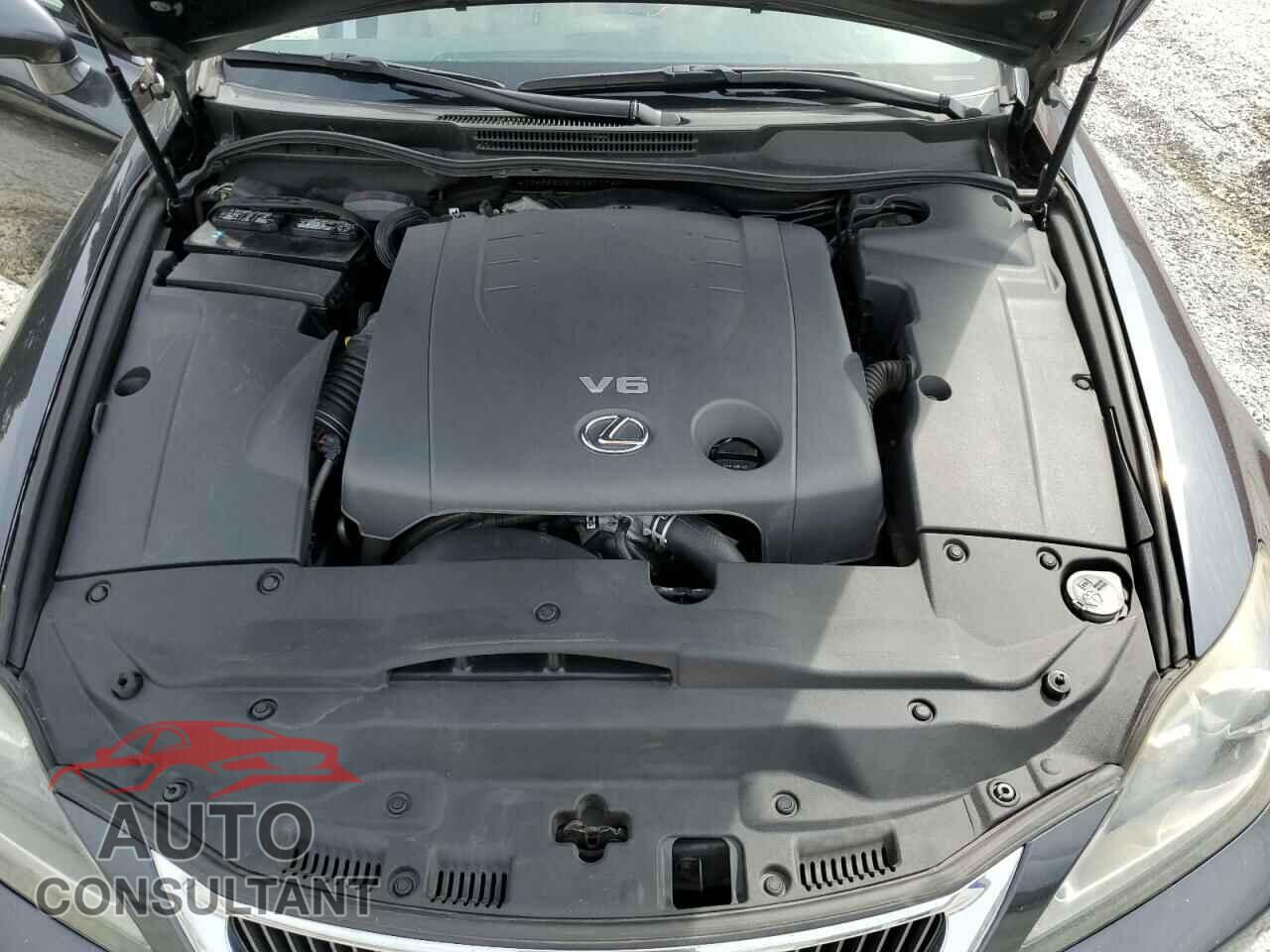 LEXUS IS 2011 - JTHFF2C20B2514762