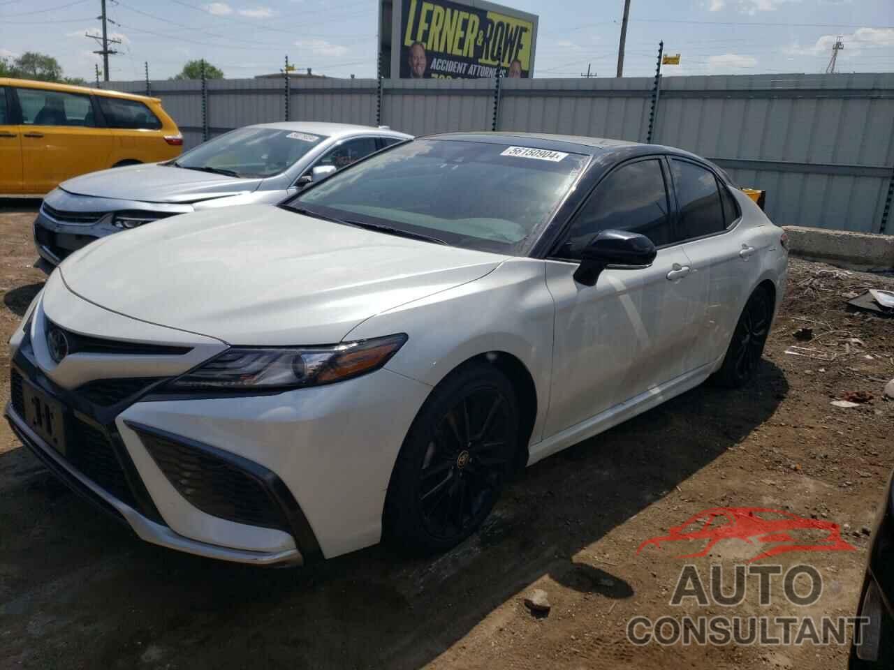 TOYOTA CAMRY 2021 - 4T1K61AK5MU441632