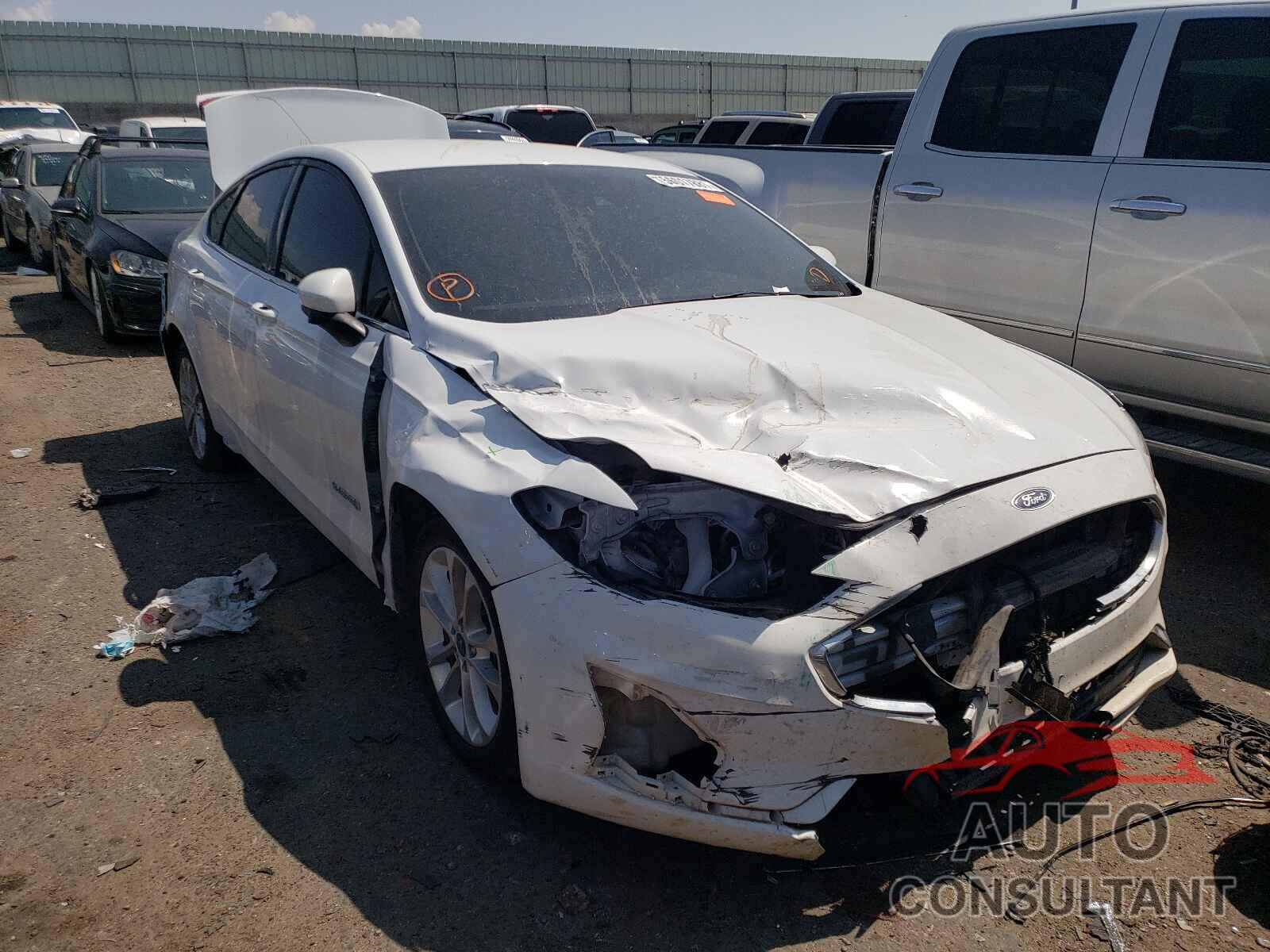 FORD FUSION 2019 - 3FA6P0LU5KR225012