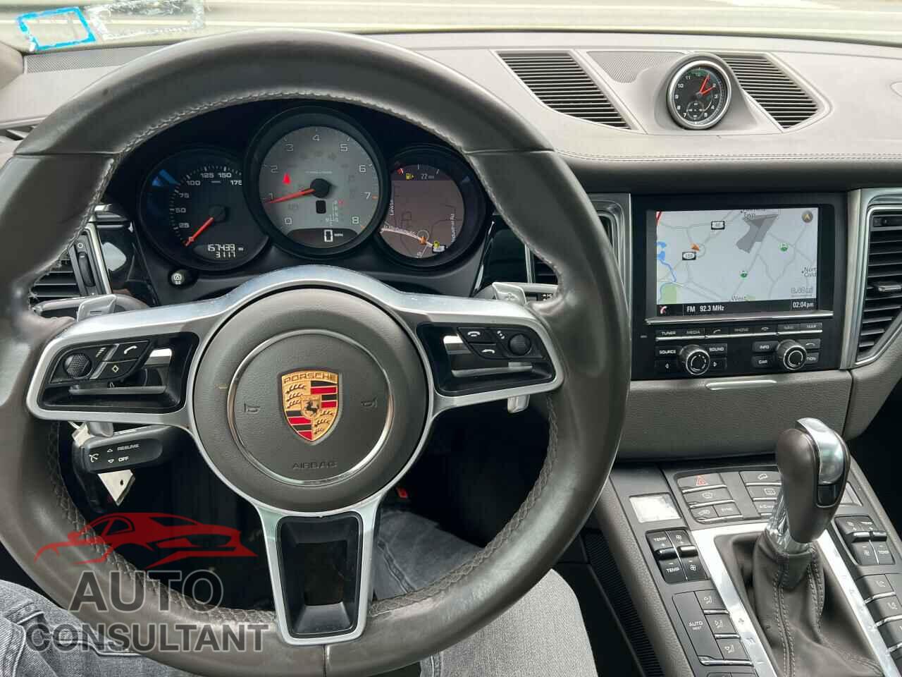 PORSCHE MACAN 2015 - WP1AB2A55FLB54214