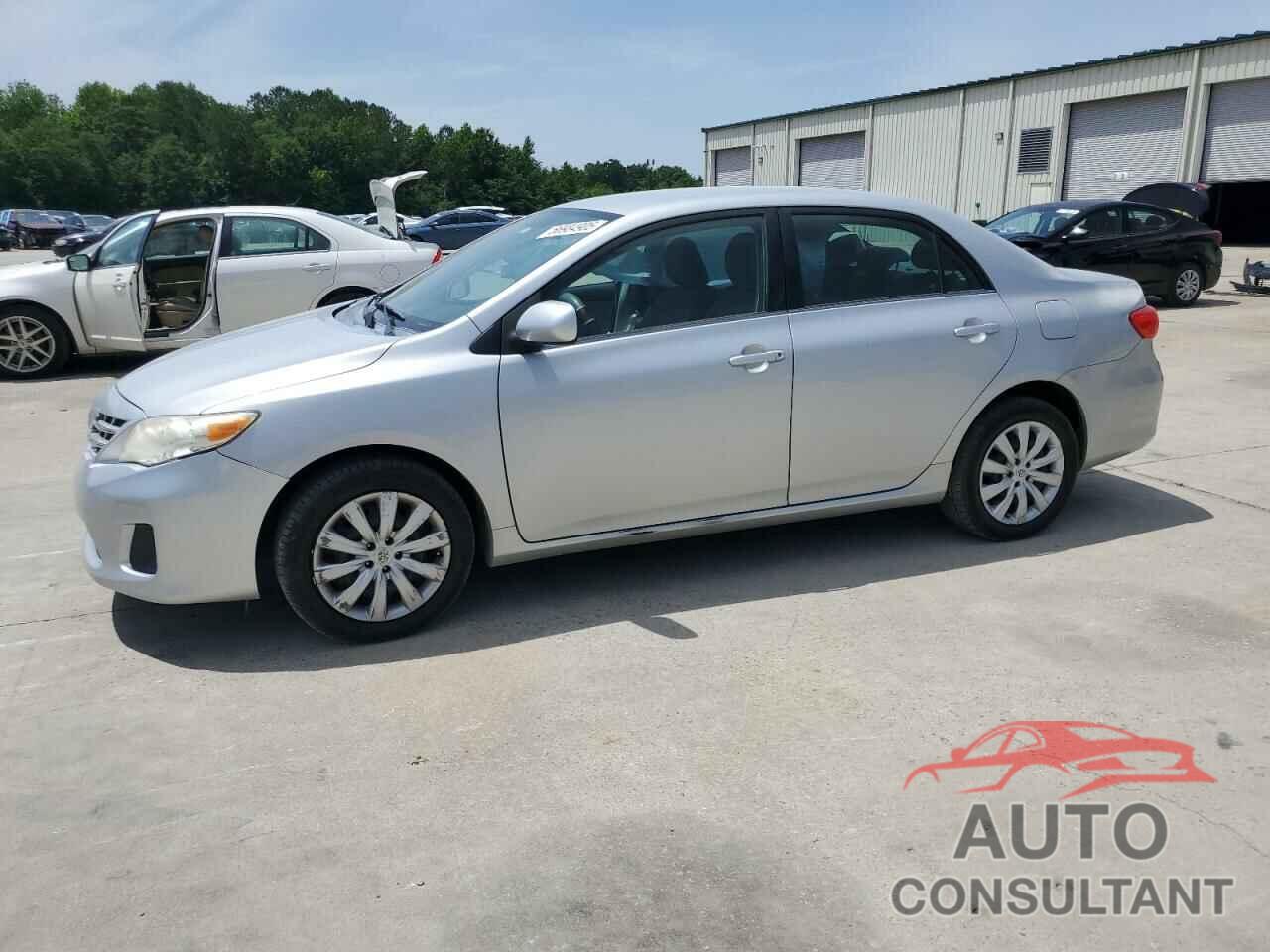 TOYOTA COROLLA 2013 - 2T1BU4EE1DC118899