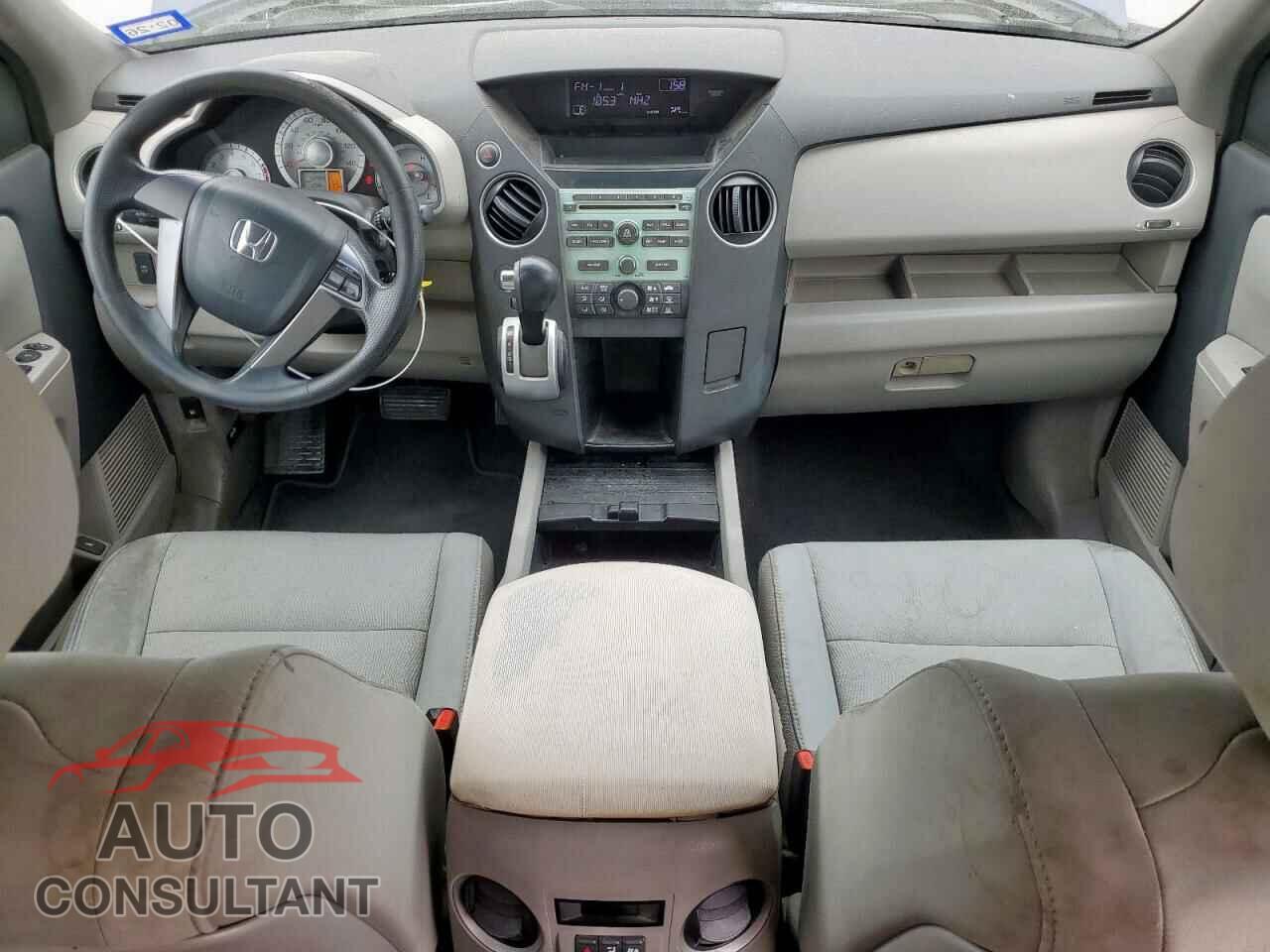 HONDA PILOT 2011 - 5FNYF3H28BB036984
