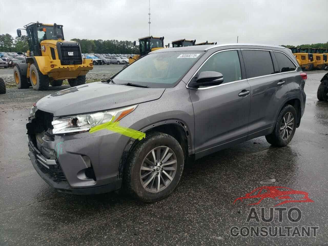 TOYOTA HIGHLANDER 2018 - 5TDJZRFH9JS528291