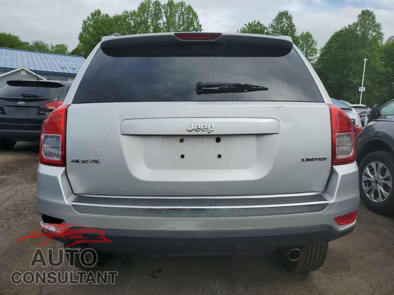 JEEP COMPASS 2011 - 1J4NF5FB2BD275322