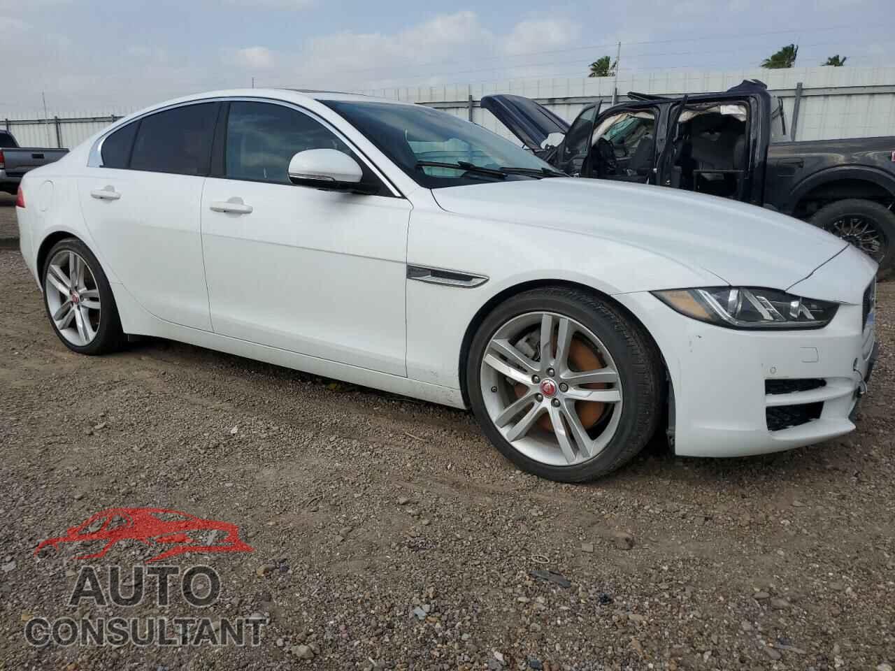 JAGUAR XE 2017 - SAJAD4BV2HA976586