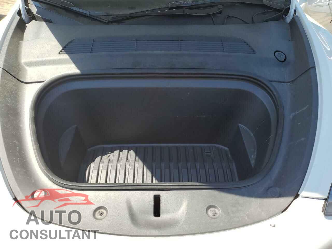 TESLA MODEL Y 2023 - 7SAYGDEE3PF772663